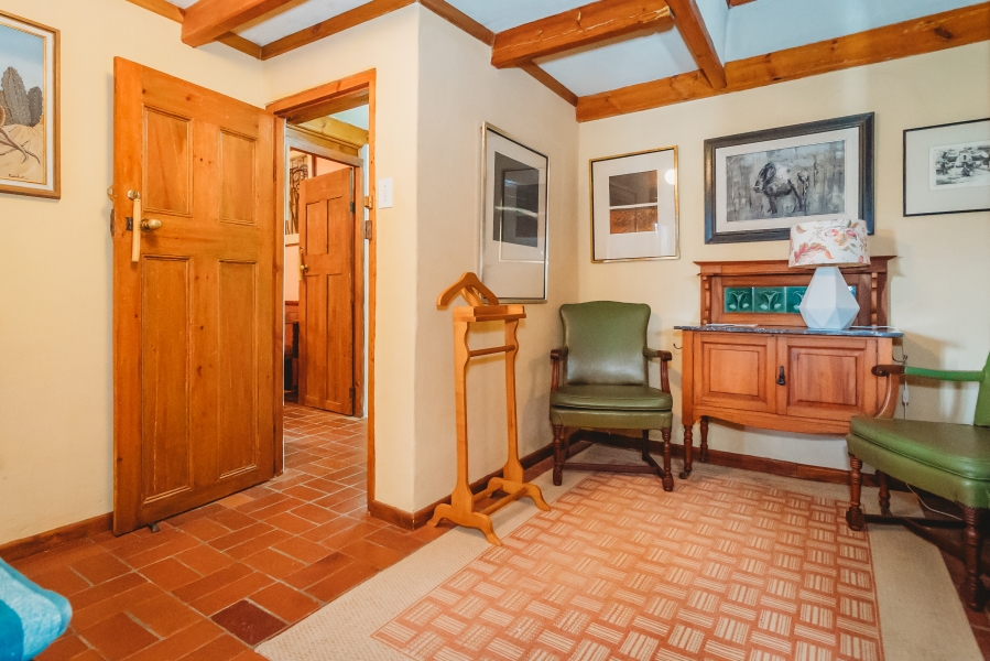 5 Bedroom Property for Sale in De Rust Western Cape